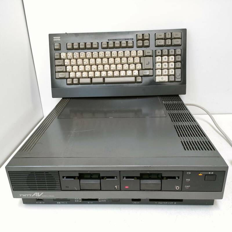 62 富士通 パソコン FM77AV-2/KEY BOARD N860-2794-T001 本体とキーボード 古いパソコン　通電確認 FUJITSU