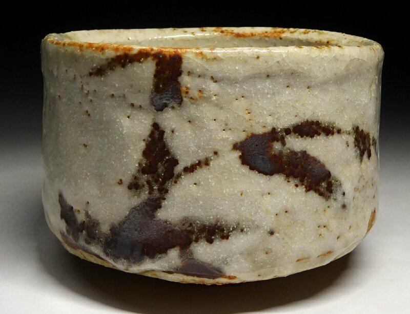 古志野茶碗　　時代物　中古　骨董 　返品OK　　２４０３０６−１