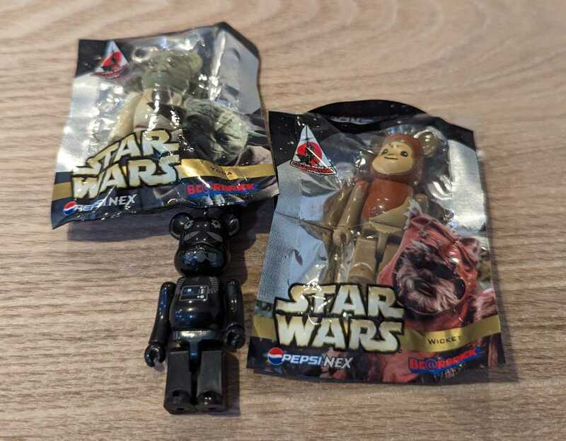 STARWARS スターウォーズ PEPSI NEX BE@RBRICK ベアブリック WICKET YODA TIE Fighter Pilot 2008年 ペプシ ノベルティ キーホルダー