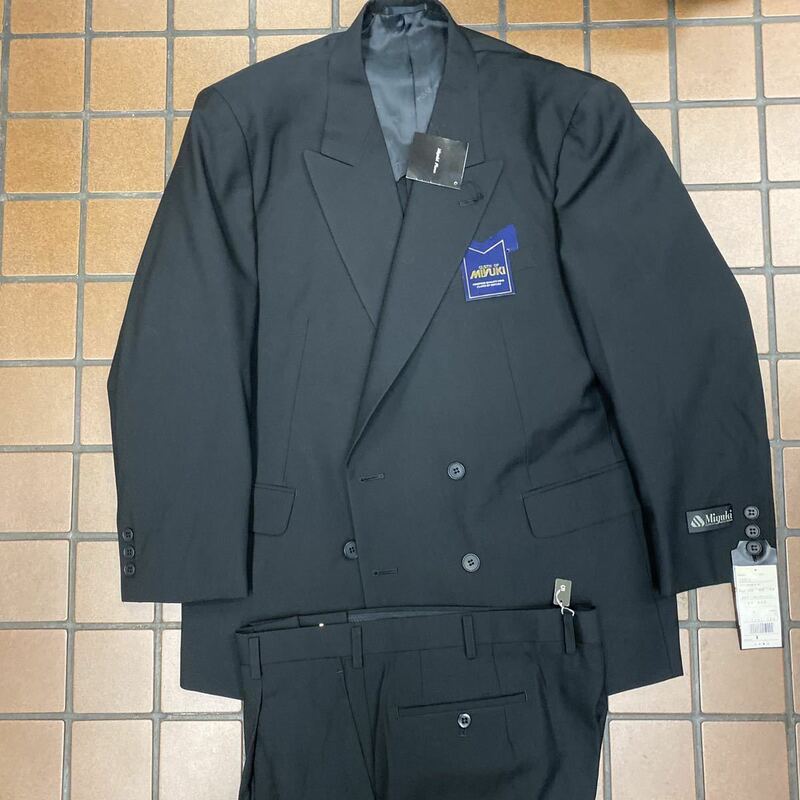 新品高級MIYUKIフォーマル ダブルスーツセットアップ漆黒の黒　御幸ビックサイズBE5 礼服喪服 冠婚葬祭 日本製台場仕立てウール100% ミユキ