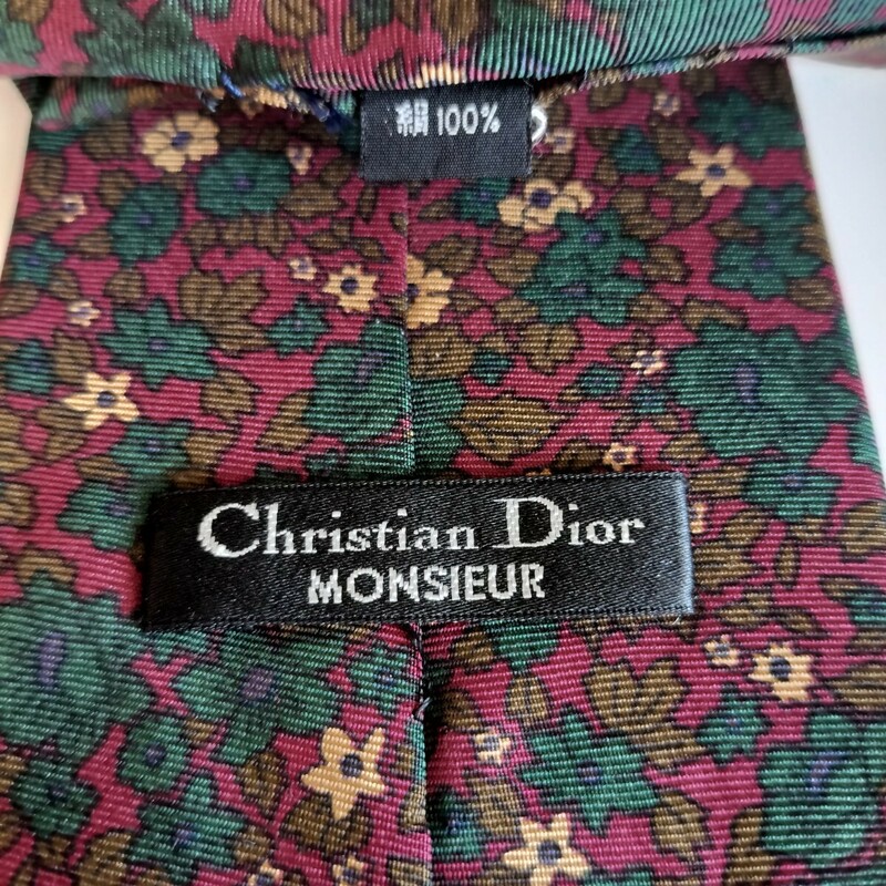 Christian Dior(クリスチャンディオール)緑赤花まみれネクタイ