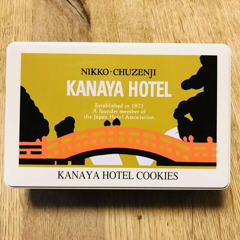 KANAYA HOTELクッキー　空き缶(サイズ約21.5センチ× 14センチ×5センチ)