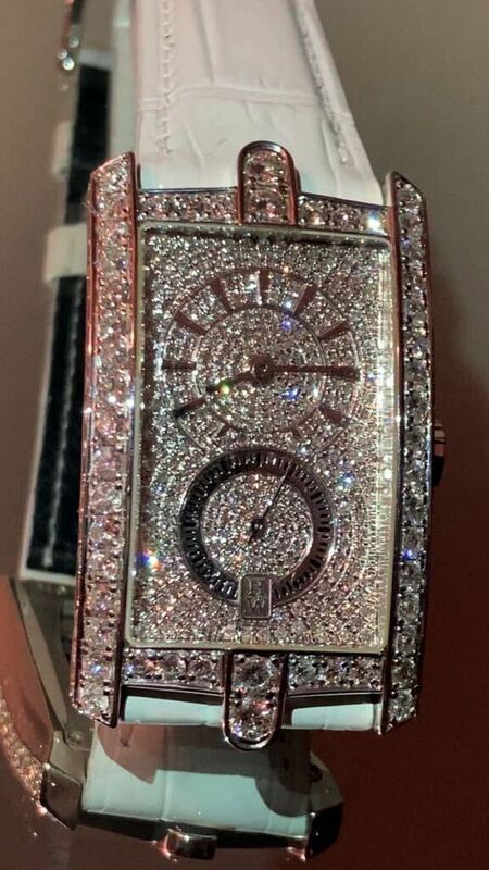 本物ハリーウィンストンHARRYWINSTON全面フルダイヤモンド腕時計330/UMW定価US65000ドル46ミリサイズ