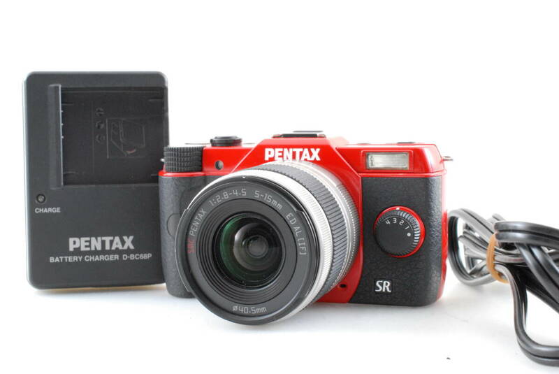 【美品 保障付 動作確認済】Pentax Q10 Red Mirrorless SLR + 02 5-15mm 2.8-4.5 Lens ペンタックス デジタル ミラーレス一眼 カメラ#Q6416