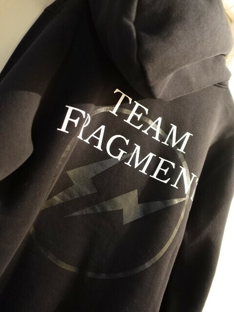 Fragment Design フラグメント　フラグメントデザイン　FRAGMENT FORUM　ジップ　パーカー　スウェット　サイズＬ