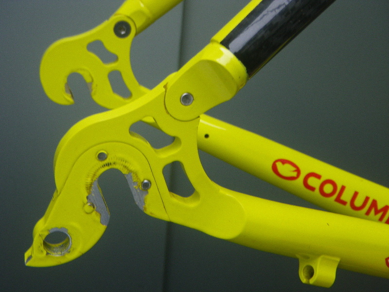 CINELLI　UNICA　alumi/carbon　COLUMBUS SQUADRA CORSE　BB: Campagnolo record　フレーム　チネリ ユニカ 　カーボンバック ロードバイク