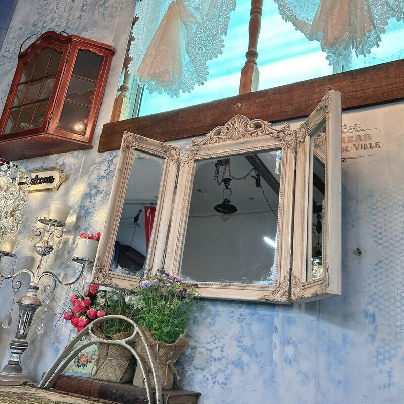 アンティークな部屋 おしゃれな鏡 三面鏡 ⑧ ウォールミラー 2WAY 折畳み式 壁掛け鏡 置き鏡 #インテリア装飾品 #ドレッサーミラー 