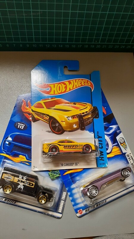 ☆ ホットホイール ☆ Hot Wheels First Editions ☆ HW CITY ☆ 10 CAMARO SS ☆ ARMORED TRUCK ☆ WHIP CREAMER ☆ 3台セット ☆