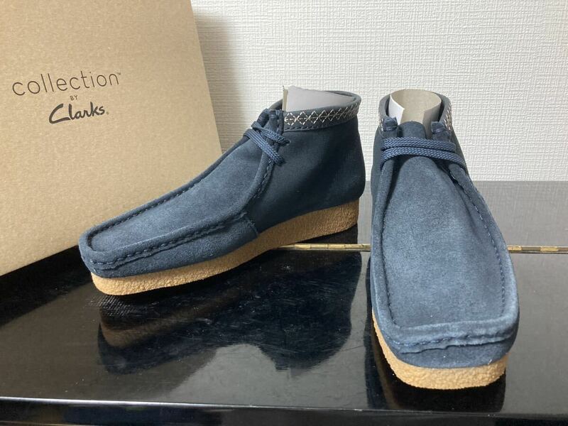 新品未使用Clarks(クラークス) ワラビーモカシンシェイカーブーツShacre Bootネイビー紺25cm本革本皮革靴皮靴