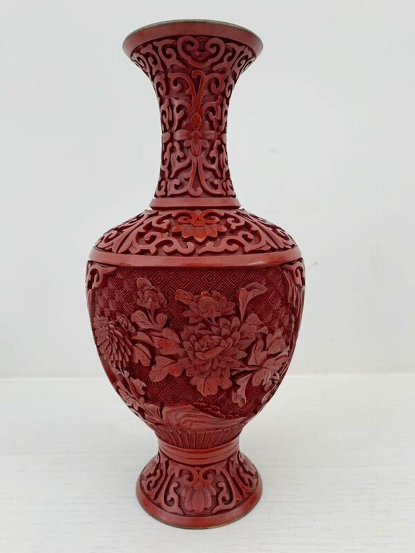 【レア】中国美術 細密彫刻 牡丹図 七宝唐物 堆朱花瓶 古美術 漆彫り 小ぶり 花瓶 置物