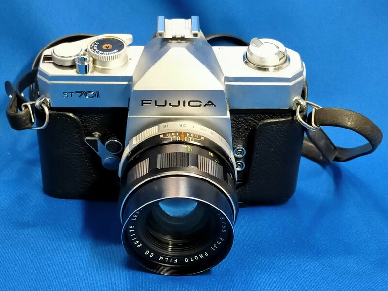 　FUJICA　フジカ　ST701　一眼レフ　 フィルムカメラ　1：1.8 155　/