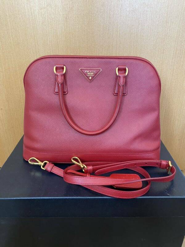 PRADA ハンドバッグ サフィアーノ BN2558ショルダー バッグ 付属品有り プラダ 美品