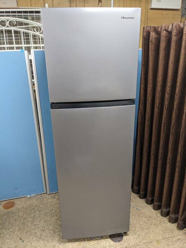Hisense 2ドア冷凍冷蔵庫 250L 2022年製 HR-B2501 コンパクト 大容量 UOS DY AA-27