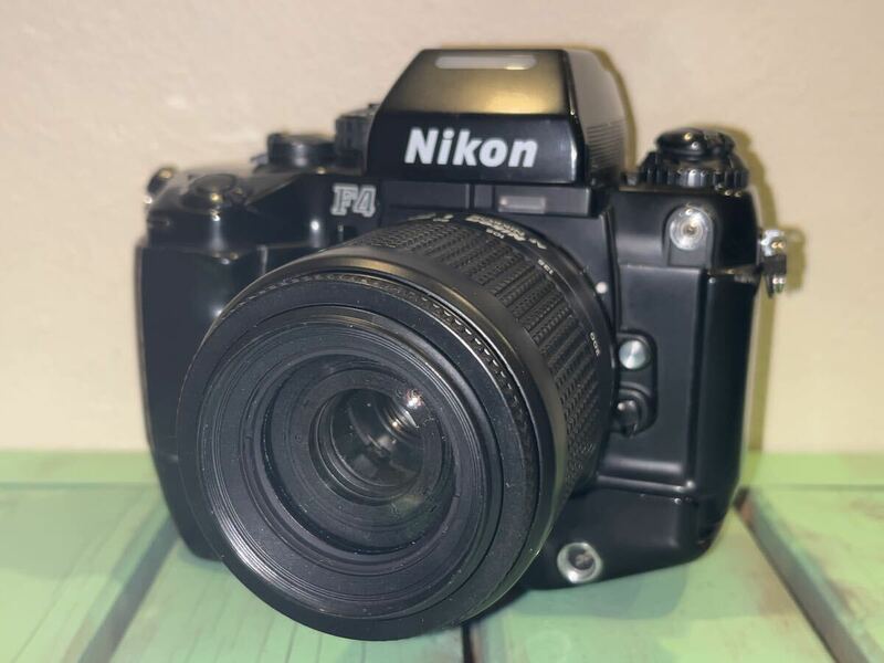 Nikon ニコン F4 MB-21 フィルムカメラ レンズ付属