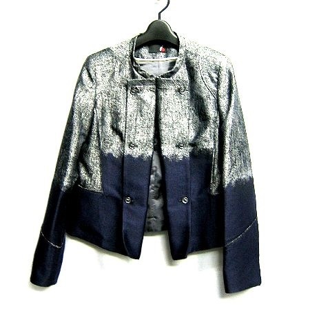 io イオ アッシュぺーフランス イタリア製生地 上品なノーカラーデザインジャケット