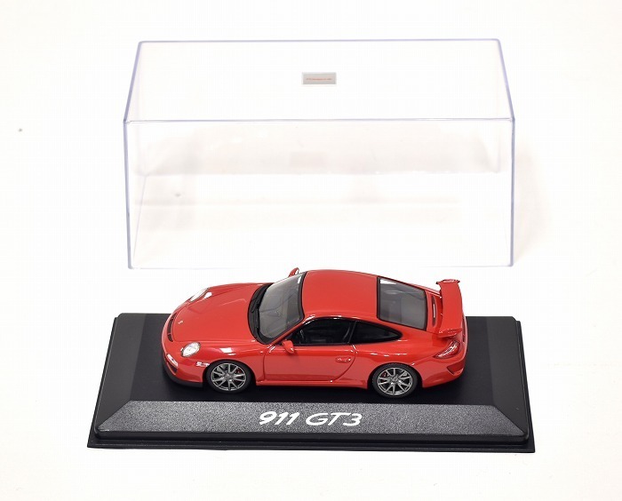 Porsche DESIGN（ポルシェ デザイン）ミニチャンプ Minichamps ミニカー トイカー 1/43 911 GT3 Carrera カレラ DRIVER'S SELECTION Car