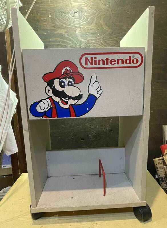 海外版　ファミコン　NES　スーパーマリオ　任天堂　Nintendo 収納棚　 