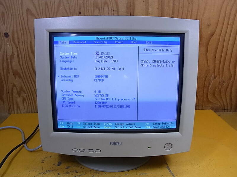 □Cb/470☆富士通 FUJITSU☆15型CRTディスプレイモニター☆FMVDP84X7G☆動作OK