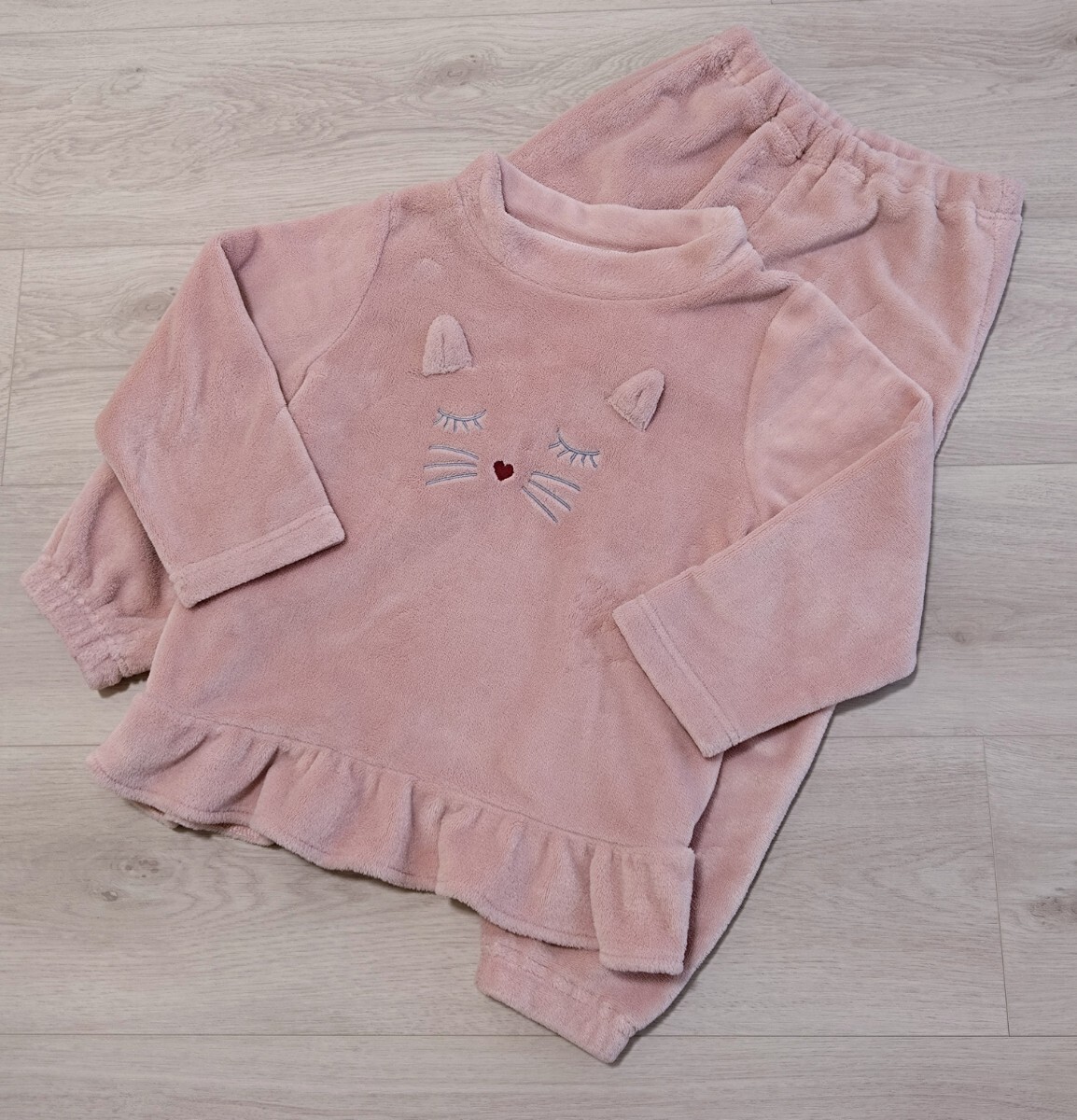 美品★GU★ネコ耳★マシュマロフィールパジャマ★120cm★くすみピンク★フリース/起毛/ルームウェア/長袖パジャマ/ラウンジセット