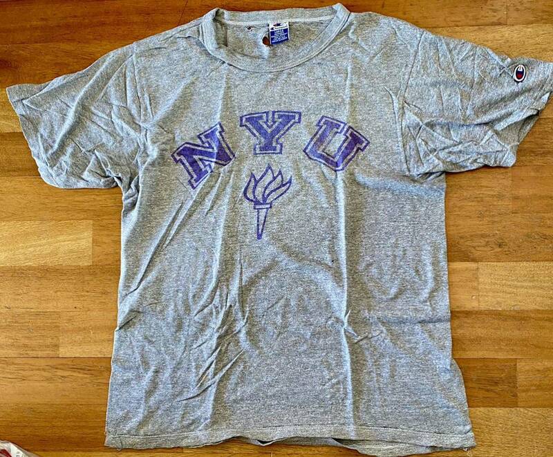 90s USA製 チャンピオン Champion NYU Tシャツ 染み込みプリント 刺繍タグ 霜降りグレー NEW YORK UNIVERSITY 大人気カレッジシャツ 古着