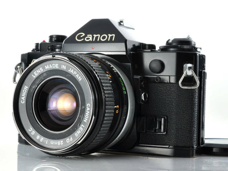 キヤノン A-1 フィルムカメラ + Canon FD 28mm 1:2.8 #b579