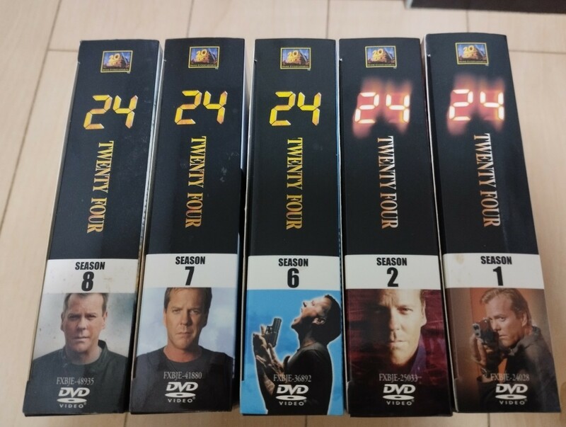 中古DVD：24 TWENTY FOUR シーズン1・2・6・7・8 コンパクトボックス