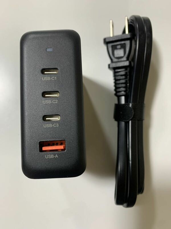 100W PD充電器 4ポート USB-C 3 + A 1 充電器　アダプター