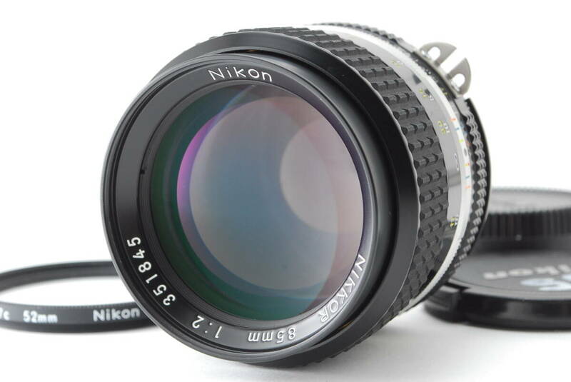 【美品】 Nikon Ai-s 85mm f/2 Telephoto Prime MF Lens ニコン 中望遠 単焦点 一眼レフ マニュアルフォーカス レンズ #1299