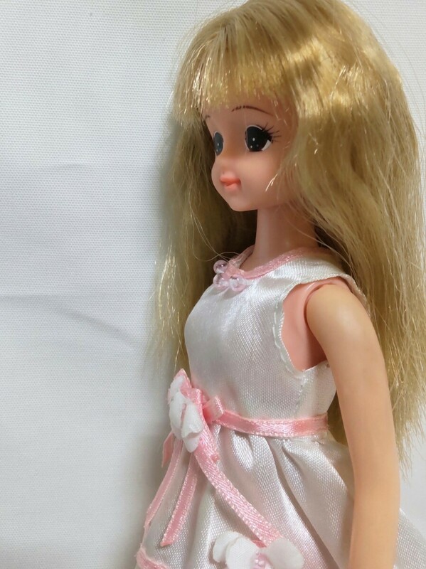 タカラ　ジェニー 1981年 TAKARA Jenny 27センチ 1/6ドール レトロ リカちゃん人形　着せかえ 中古 