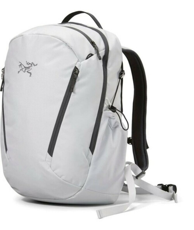 ARC' TERYX Mantis 26 Backpack 2024新色【未使用・新品】アークテリクス マンティス26 白 リュック