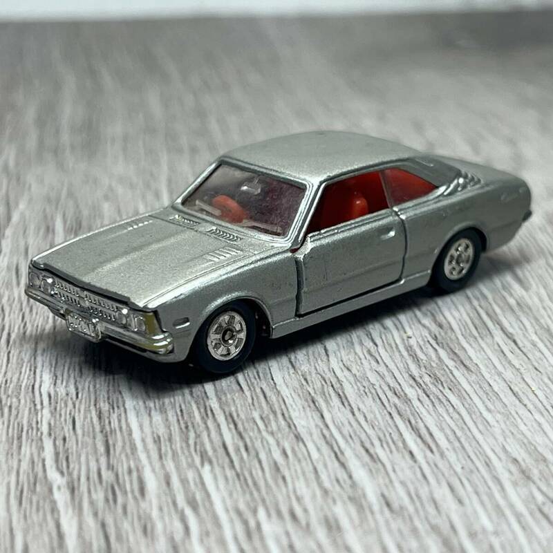 ●【YH-8394】中古品 TAKARA TOMY TOMICA No.89 CORONA 2000GT タカラトミー トミカ コロナ 2000GT 箱無し【レターパックプラス可】