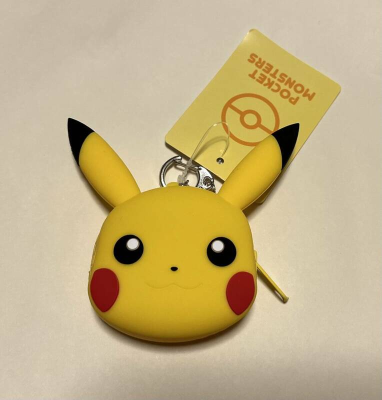 ●○ 新品タグ付き ポケットモンスター ポケモン ピカチュウ シリコン ミニポーチ ナスカン付き ○●