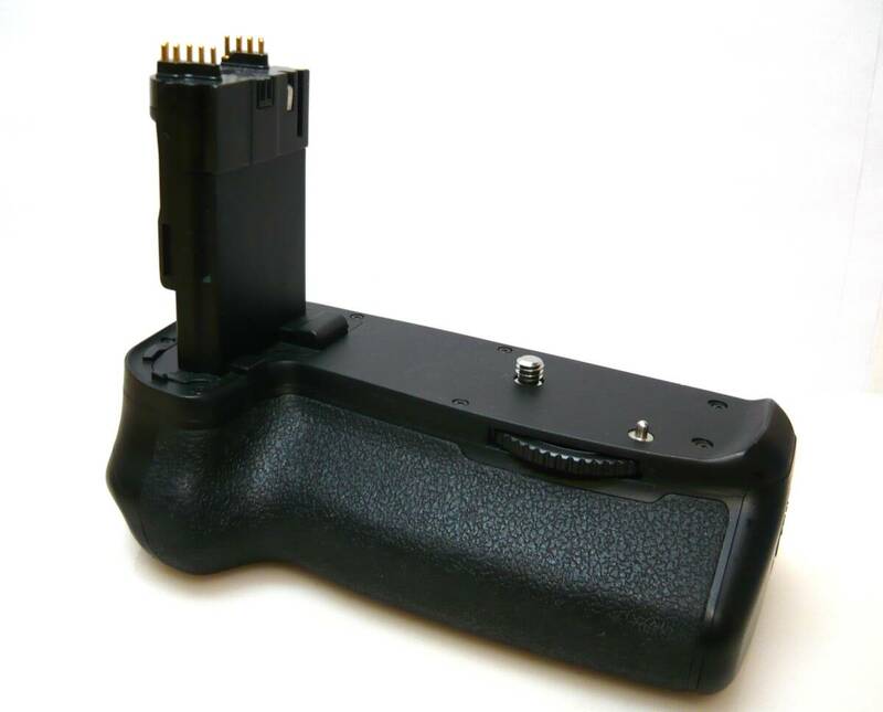 ★Vertical Battery Grip BG-1T For Canon EOS 70D/80D◆
