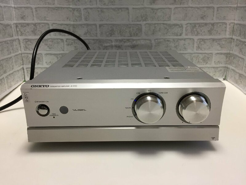 ONKYO　ステレオアンプ　A-933　中古品1-277