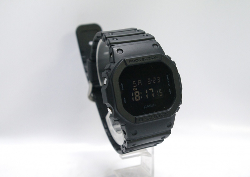 G-SHOCK DW-5600BB カシオ 反転 ブラック 中古品 腕時計 ジーショック 中古品