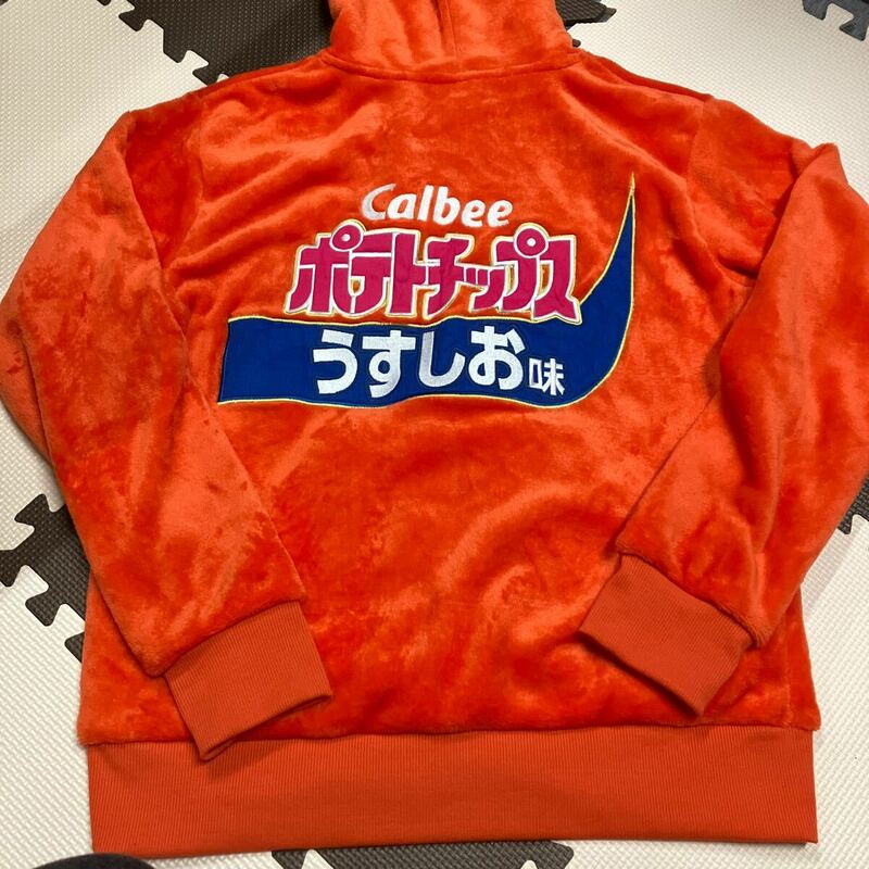 ポテトチップスうすしおボアジップパーカー Mサイズ カルビー calbee フーディー スウェットパーカー パジャマ お菓子パーカージップアップ