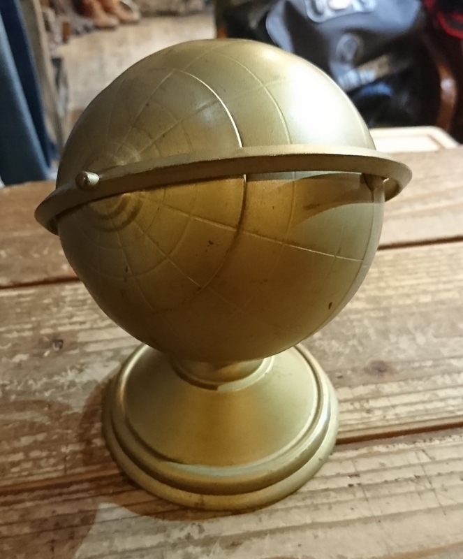 50s vintage brass globe cigarette box 地球儀型 グローブ シガレット ボックス コレクタブル
