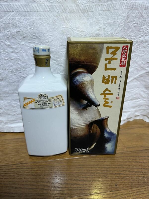 未開詮 ムソベェ酒 人間文化財 ムンベ酒 陶器ボトル 箱あり 700ml 40% 韓国酒 MOON BAE SOOL 酒