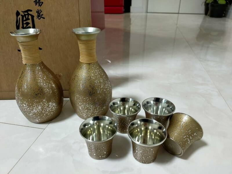 錫製　浪華　錫半造　酒器　ゴールド　金色