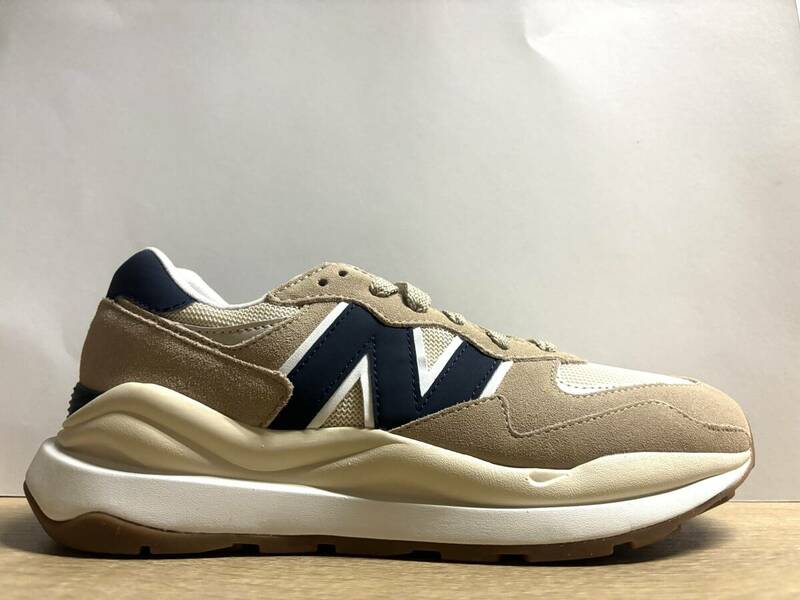 未使用 28.5cm D ニューバランス M5740CBB ベージュ new balance