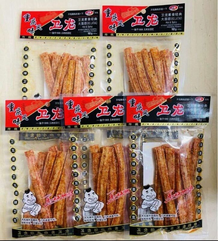  衛龍 大面筋 大辣棒 辣条 麻辣棒 ラーティアオ お菓子102g X 5袋