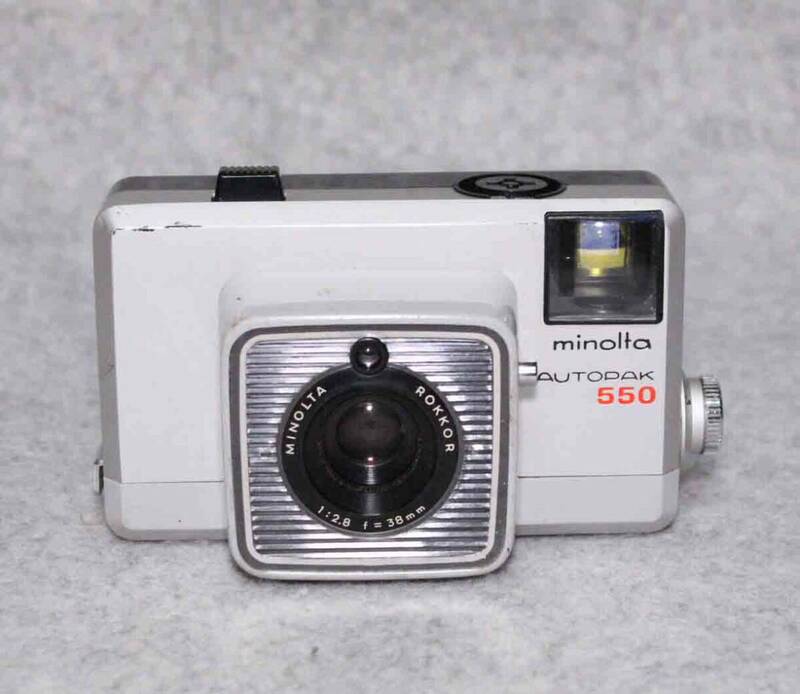 [is248]カメラ minolta AUTOPAK 550 ROKKOR 38mm f2.8 ミノルタ　オートパック　　 CAMERA