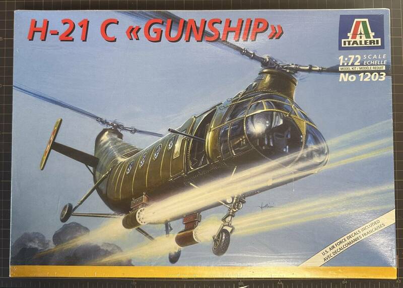 【新品・未開封】『H-21 C 　GUNSHIP』アメリカ軍ヘリコプター　ITALERI　1/72スケール