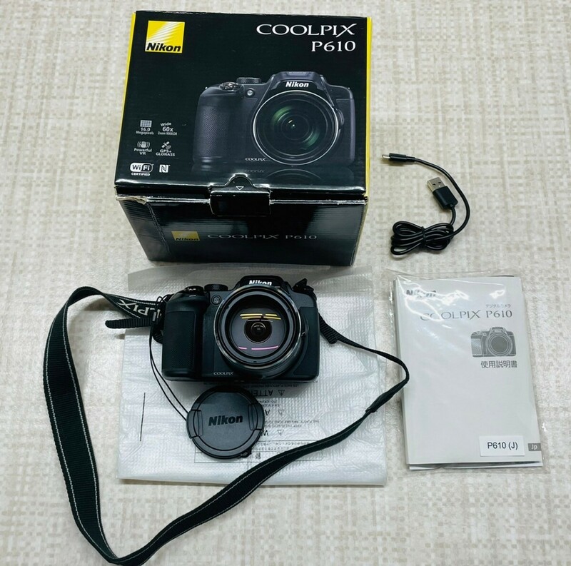 美品　動作未確認　Nikon　COOLPIX　P610　ニコン　カメラ　バッテリー　4075
