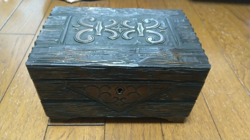 木箱 アンティーク 木製 雑貨 Sankyo製 オルゴール 