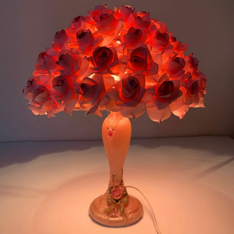 アンティーク 卓上ランプ ヨーロッパ製 テーブルランプ 照明 花柄 スタンドライト デスクライト 姫系雑貨 ローズステンド 明るさ調整可能