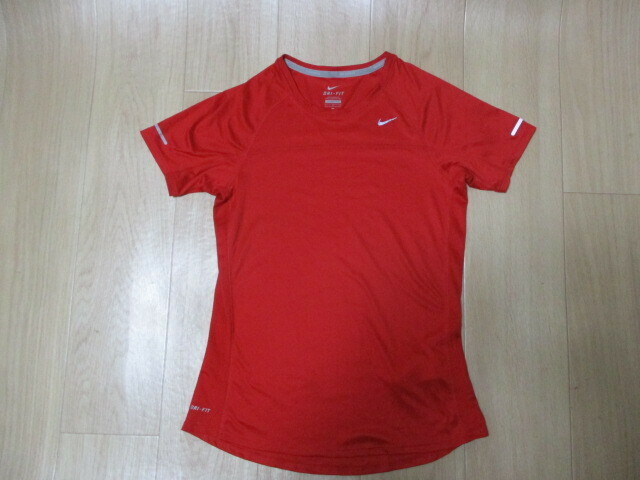 ナイキ　ランニング・DRI FIT・半袖Tシャツ・赤色・サイズL