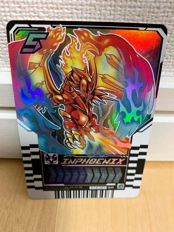 ライドケミートレカ インフェニックス RT3-057 SR スーパーレア PHASE:03 仮面ライダーガッチャード カード 新品 3弾