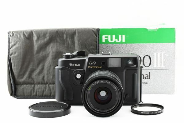 [美品 動作確認済み] FUJIFILM 富士フイルム GSW690III Professional 中判フィルムカメラ C1092