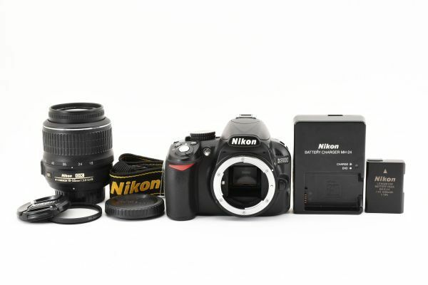 Nikon ニコン D3100 デジタルカメラ AF-S NIKKOR 18-55mm F3.5-5.6 レンズセット　C1063